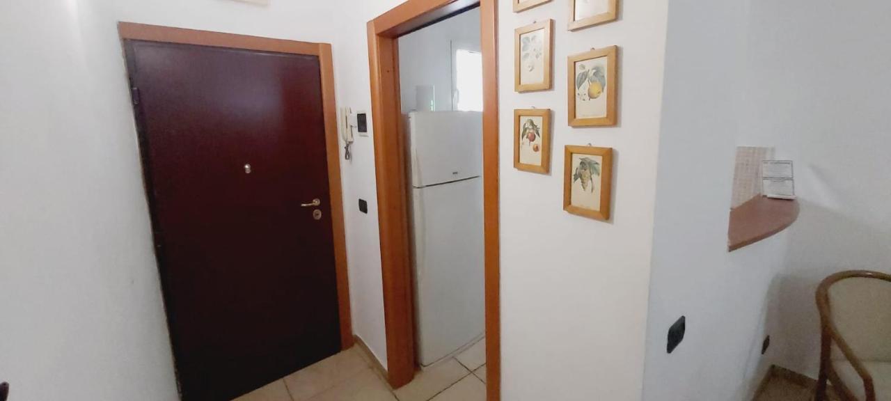 Mamo1 - Appartamento In Pieno Centro Citta Bari Eksteriør billede