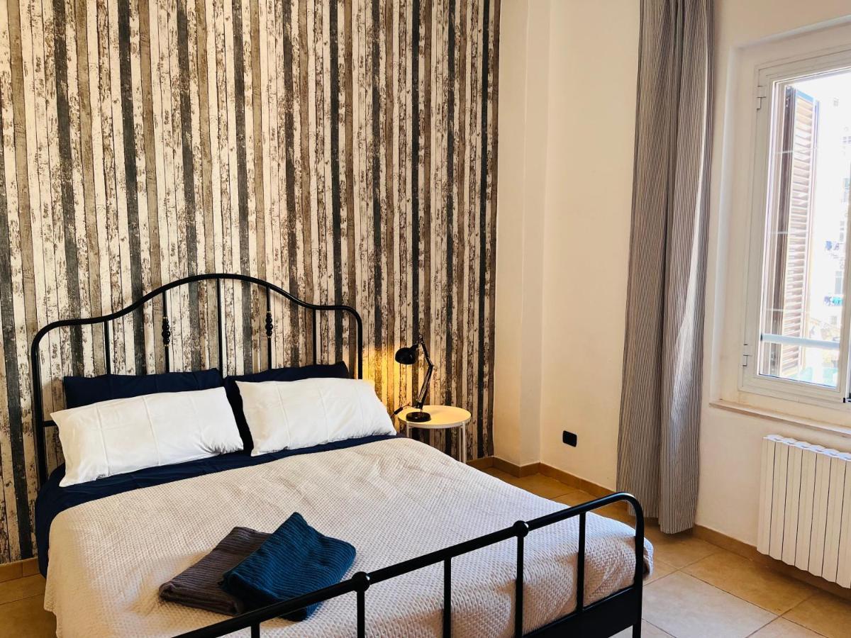 Mamo1 - Appartamento In Pieno Centro Citta Bari Eksteriør billede