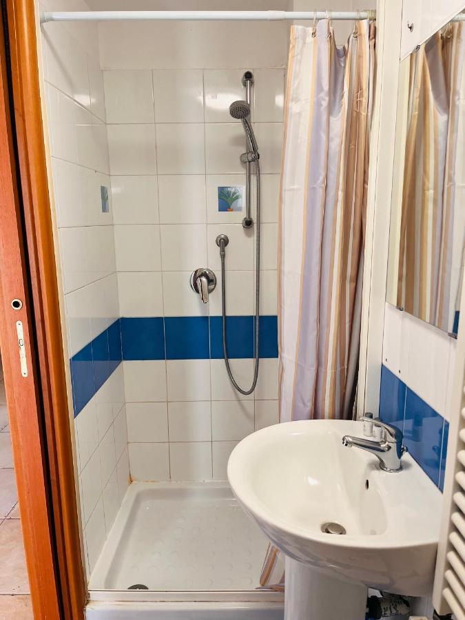 Mamo1 - Appartamento In Pieno Centro Citta Bari Eksteriør billede